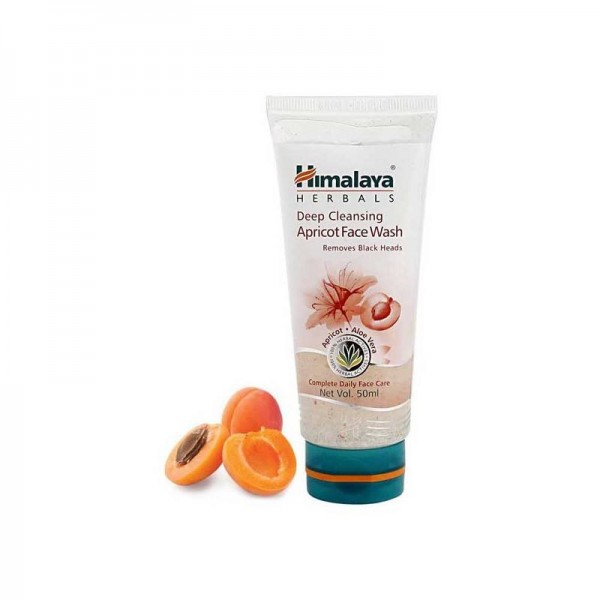 A tube of Himalaya Deep Cleansing Apricot Face Wash 50 ml