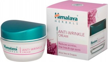 A jar and a box pack of Himalaya Anti-Wrinkle Cream 50 gm