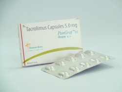 A box and a blister of Prograf 5 mg generic Capsule - Tacrolimus
