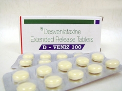 A box and blister pack of desvenlafaxine succinate 100mg tablet