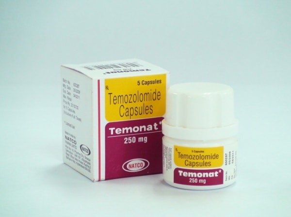 A box pack and a plastic bottle of generic Temozolomide 250mg Capsules